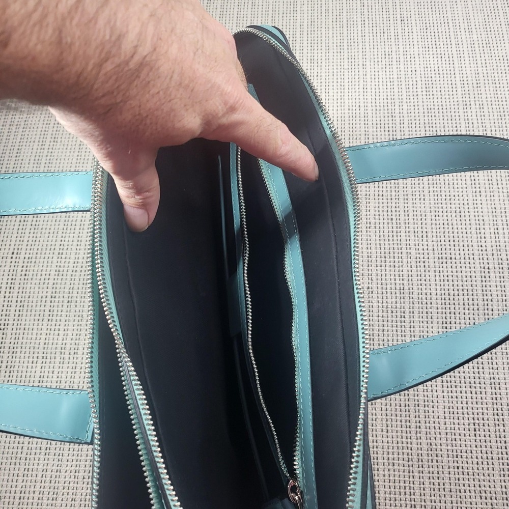 Salvatore Ferragamo Gancini Laptop Bag Womens‎ Large Turquoise Leather Embossed - Picture 8 of 9